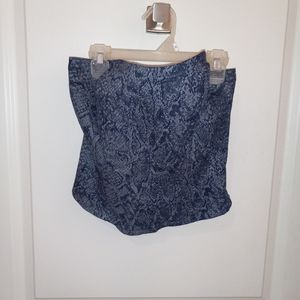 Women's sleeveless  crop top